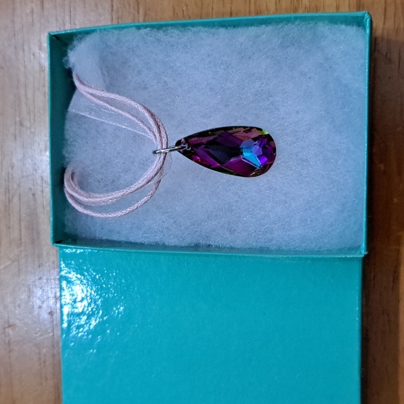 Blossom Garden Crystal Marquise Necklace - Picture 4 of 6